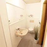 Hotel Zentrum - Komplettes Zimmer, Hochbett, Android Tv & Eigenem Bad - Perfekt Fuer Familien & Gruppen Ulma