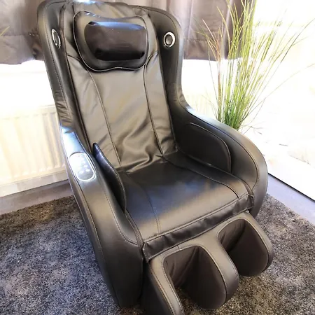 Zentrum - Komplettes Zimmer, Hochbett, Android Tv & Eigenem Bad - Perfekt Fuer Familien & Gruppen * Ulm