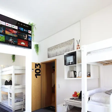 Zentrum - Komplettes Zimmer, Hochbett, Android Tv & Eigenem Bad - Perfekt Fuer Familien & Gruppen Hotel