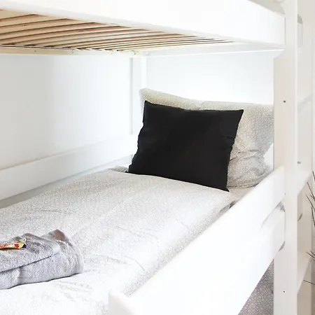 Hotel Zentrum - Komplettes Zimmer, Hochbett, Android Tv & Eigenem Bad - Perfekt Fuer Familien & Gruppen