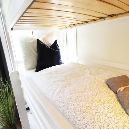 Zentrum - Komplettes Zimmer, Hochbett, Android Tv & Eigenem Bad - Perfekt Fuer Familien & Gruppen Hotel *