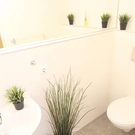 Zentrum - Komplettes Zimmer, Hochbett, Android Tv & Eigenem Bad - Perfekt Fuer Familien & Gruppen