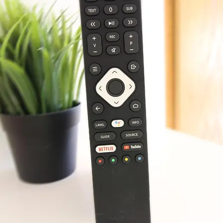 Zentrum - Komplettes Zimmer, Hochbett, Android Tv & Eigenem Bad - Perfekt Fuer Familien & Gruppen Hotel Ulm