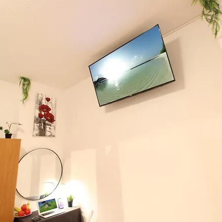 Hotel Zentrum - Komplettes Zimmer, Hochbett, Android Tv & Eigenem Bad - Perfekt Fuer Familien & Gruppen Ulm