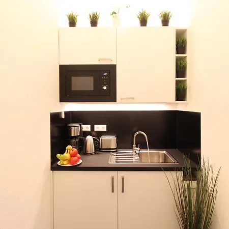 Zentrum - Komplettes Zimmer, Hochbett, Android Tv & Eigenem Bad - Perfekt Fuer Familien & Gruppen * Ulm