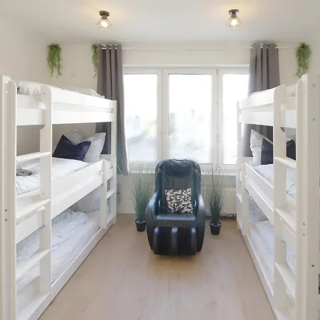 Hotel Zentrum - Komplettes Zimmer, Hochbett, Android Tv & Eigenem Bad - Perfekt Fuer Familien & Gruppen Ulm