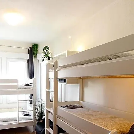 Zentrum - Komplettes Zimmer, Hochbett, Android Tv&eigenem Bad - Perfekt Für Familien&gruppen Ulm