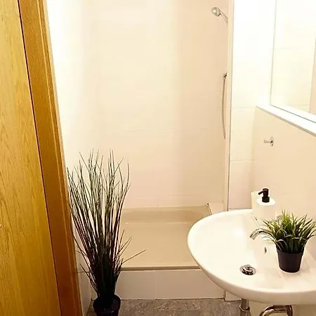 Zentrum - Komplettes Zimmer, Hochbett, Android Tv&eigenem Bad - Perfekt Für Familien&gruppen * Ulm