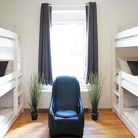 Zentrum - Komplettes Zimmer, Hochbett, Android Tv&eigenem Bad - Perfekt Für Familien&gruppen *