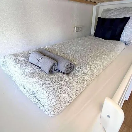 Zentrum - Komplettes Zimmer, Hochbett, Android Tv&eigenem Bad - Perfekt Für Familien&gruppen Ulm