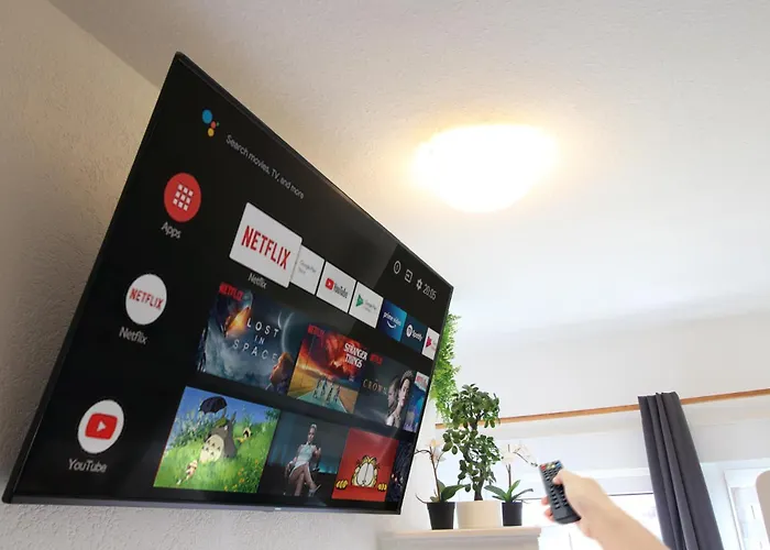 Zentrum - Komplettes Zimmer, Hochbett, Android Tv & Eigenem Bad - Perfekt Fuer Familien & Gruppen Отель *