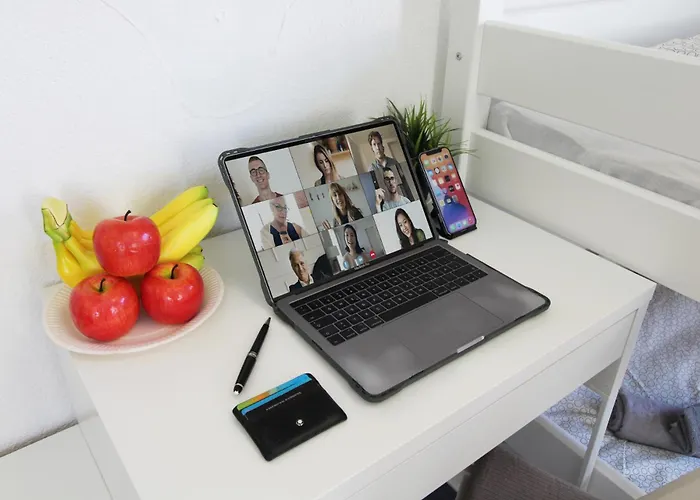 Zentrum - Komplettes Zimmer, Hochbett, Android Tv & Eigenem Bad - Perfekt Fuer Familien & Gruppen Ульм