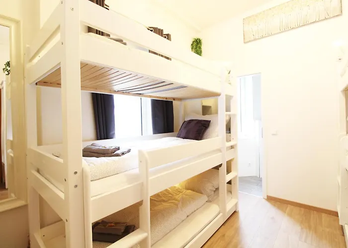 Zentrum - Komplettes Zimmer, Hochbett, Android Tv & Eigenem Bad - Perfekt Fuer Familien & Gruppen Ульм